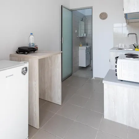 Seaside Escape - Steps To The - Dionysiasea Apts 2 *