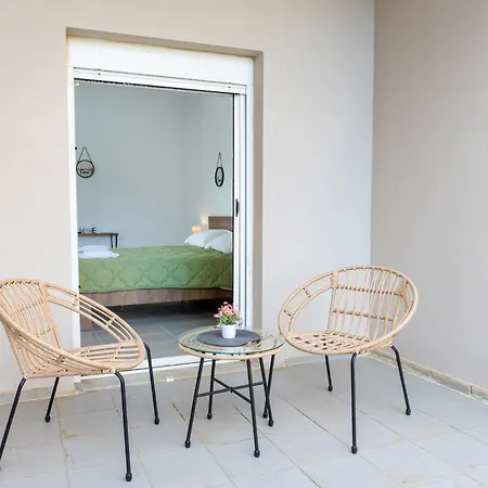 Seaside Escape - Steps To The - Dionysiasea Apts 2 * Gazi
