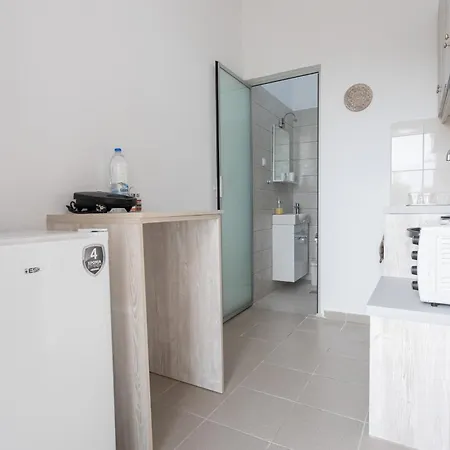 Seaside Escape - Steps To The - Dionysiasea Apts 2 Appartement
